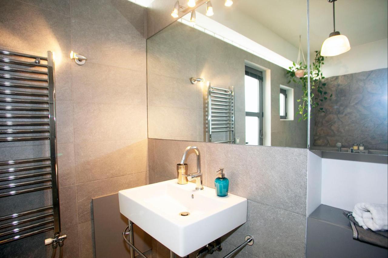 Spacious Suite With Luxury Bath Athen Eksteriør bilde